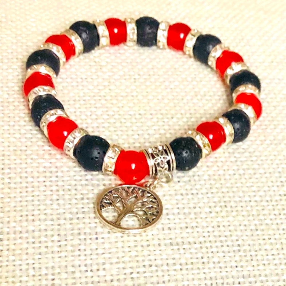 Combine with other textures and finishes for a bracelet stack that's unique 4 U